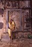 Old woman, Jahangir Mahal, Orchha, Madhya Pradesh, INDIA